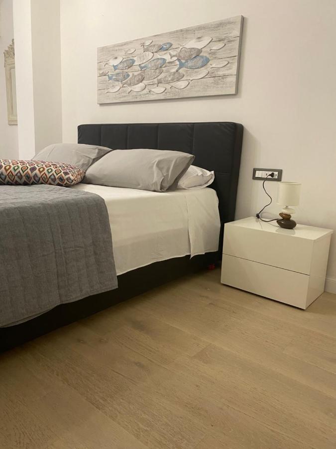 Delle Palme Rooms Elegante Monolocale In Centro Palermo Eksteriør bilde
